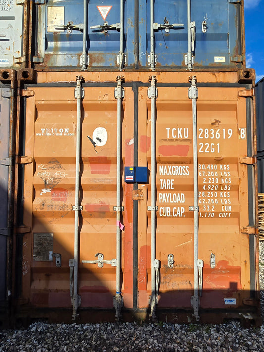 Isoleret 20 fods container med lås